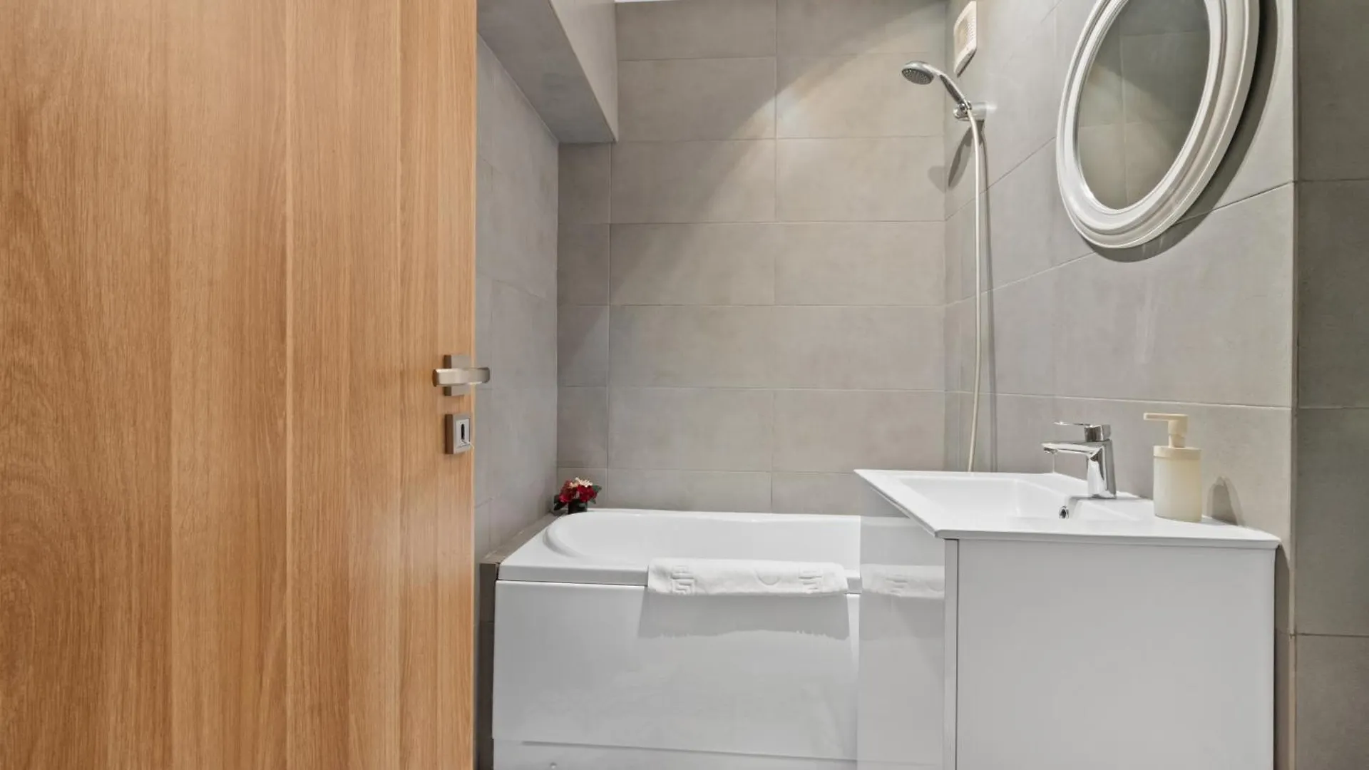 Spitalul Bagdasar & Obregia - Sudului 507 By Mrg Apartments Bukarest